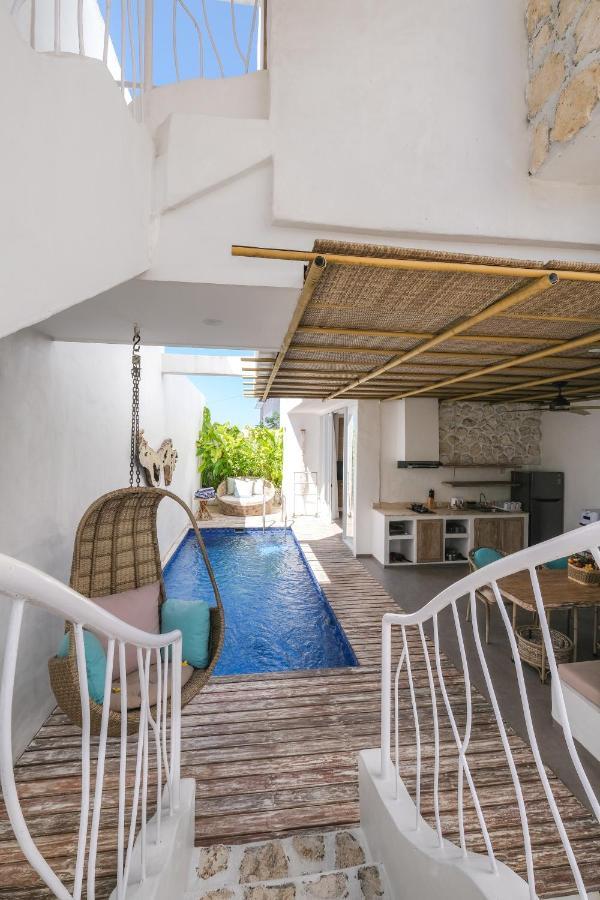 Lavana Jimbaran Villa *